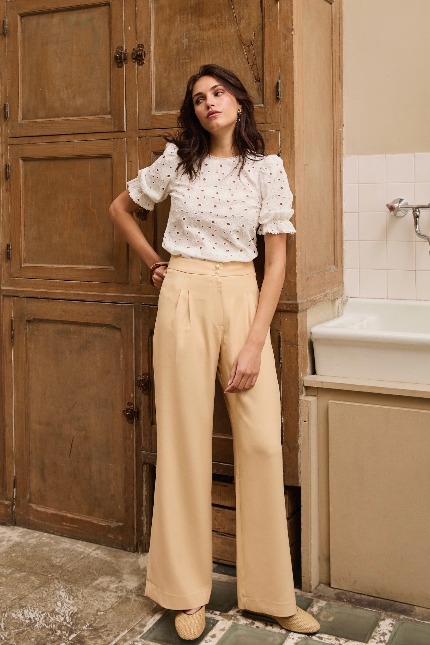 Fitz beige trousers