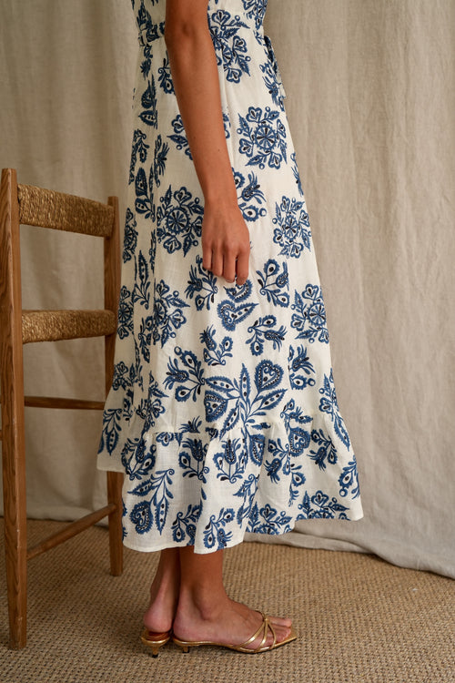 Robe Solstice brodée bleu
